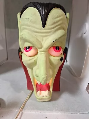 Vintage Dracula Monster Head Trendmasters 1993 Halloween Light Up Eyes & Mouth.  • $40