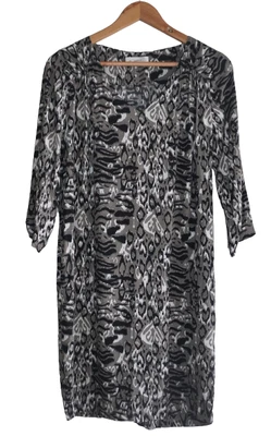 $5 • Buy SEED HERITAGE Sz 6 Animal Print 3/4 Sleeves Pocket Shift Dress