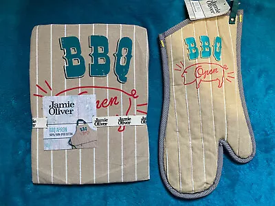 Jamie Oliver BBQ Apron & Oven Mitt • £15