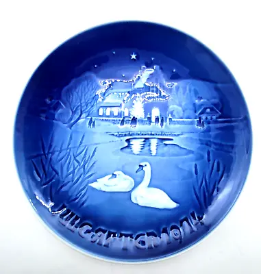 B & G  Blue Porcelain Christmas Plate 1974 Christmas In The Village  MINT • $5