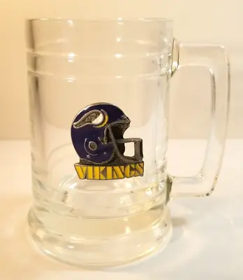 Vintage NFL Minnesota Viking Football Clear Glass Beer Mug Enamel Emblem • $19.99