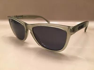 Oakley FROGSKINS LX Matte Jade/Grey Lens Surf Skate Sunglasses. Worn 5x Only! • $75
