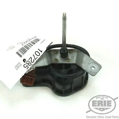 Volvo OEM Right Headlight Wiper Motor #8628288 Fits S70 V70 C70 • $69