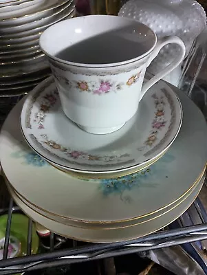 Vintage Tea Cup & Saucer W/ Orange & White Flowers • $15