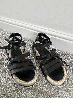 Kendall + Kylie Black Studded Leather Sandals UK 5  • £5