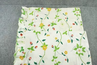 Utica Twin Flat Sheet White Strawberry  Three Standard Pillow Cases Vintage • $21.50