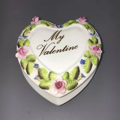 VINTAGE COALPORT 1977 “MY VELENTINE” HEART TRINKET BOX  4.5 Inch Across • £5