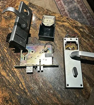 Vingcard Classic 2100 Hotel Door Lock (used) Without Battery Pack • $40