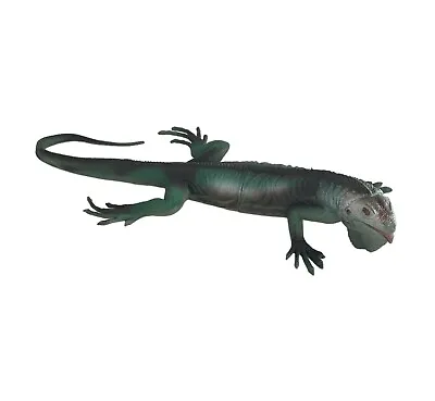 Vintage 1999 Large 25  Realistic Green Plastic Iguana Lizard Toy Lawn Ornament • $19.99