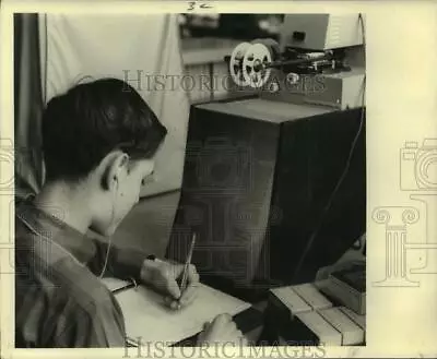 1968 Press Photo Student Does Research Work With Microfilm Viewer At Library • $19.99