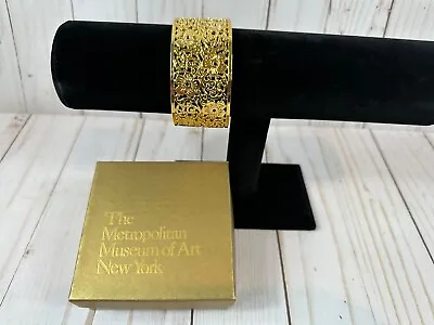Vintage Metropolitan Museum Of Art 24k Gold Plated Dogwood Cuff Bracelet • $80