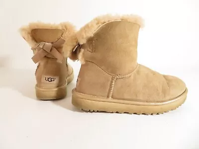 UGG Australia - Mini Bailey Bow - 1019032 - Beige - Size UK 5.5 - EUR 38 - USA 7 • £39.99