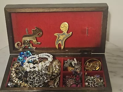 Vintage & Modern Estate Jewelry Lot W/Box Signed And Unsigned  • $65