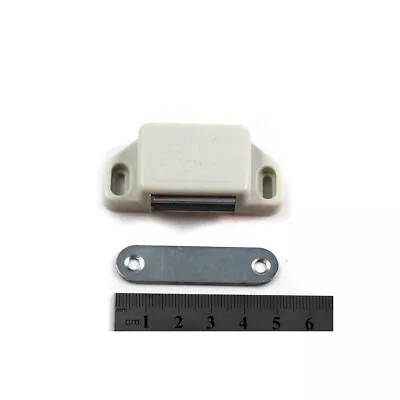 £1.69 • Buy 2 X LARGE MAGNETIC DOOR CUPBOARD STOP MAGNET DOOR CATCH STOPPER H453