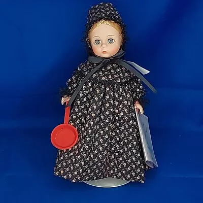 Madame Alexander Mother Hubbard #439 Miniature Showcase 8 Inch Doll Box & Stand • $20