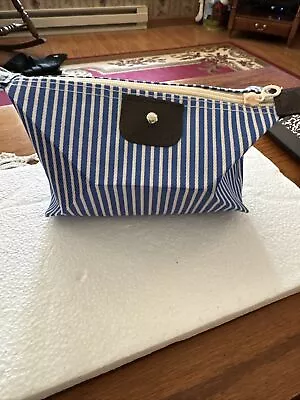 Perfect For Storing Toiletries Is This Blue And White Striped Lined Cosmetic Bag • $9