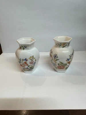 Pair Of Vintage Aynsley Bone China Small Butterfly & Flowers Urns / Bud Vases • £3.50