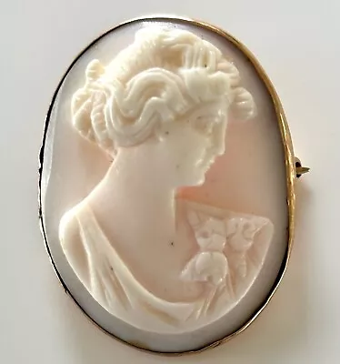 Vintage 10K GOLD Angel Skin Coral CAMEO Brooch/Pin/Pendant • $39.99