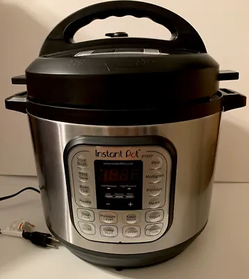 Instant Pot DUO80 Electric Pressure Cooker - Silver • $15.50