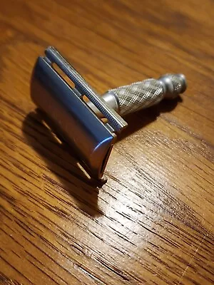 Gillette Travel Tech Aluminum Handle Vintage Double Edge Safety Razor - P2 1970 • $15