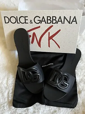 Dolce & Gabana Interlock Logo Rubber Slides • $550