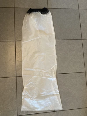 £6 • Buy Waterproof Limb Leg Cover