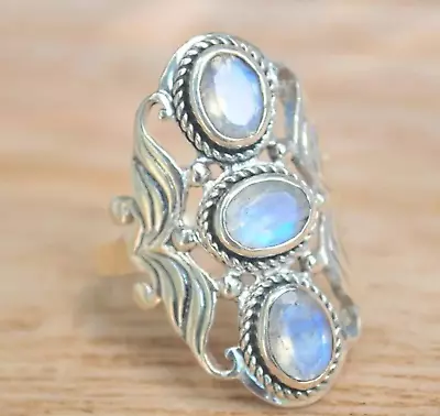 Magnificent 925 Sterling Silver Ring And Moonstone UNIQUE Ring Size 60 • £22.58