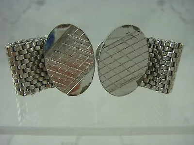 Vintage Silver Tone Oval Wrap Around Mesh Cuff Links • $14.95