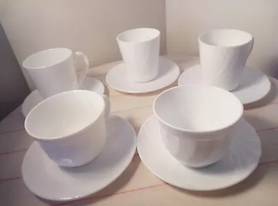 £18 • Buy 5x Arcopal Set- White Swirls- Cups And Saucers- TRIANON +CARACAS FESTON. GC