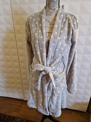 M&s Spot Print Fleece Dressing Gown. Small. Nwt • £12.95