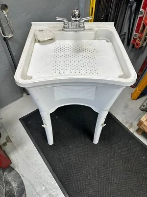 Portable Utility Sink With Faucet W Pullout Spray • $70