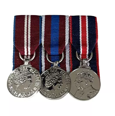 Queen’s Diamond & Platinum Jubilee Kings Charles III Coronation Mini Medal Set • £39