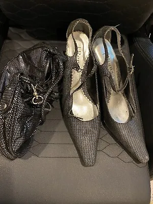 J. Renee Women's Shoes 11 Metallic Black And Silver With Matching Bag. Size 11 • $50