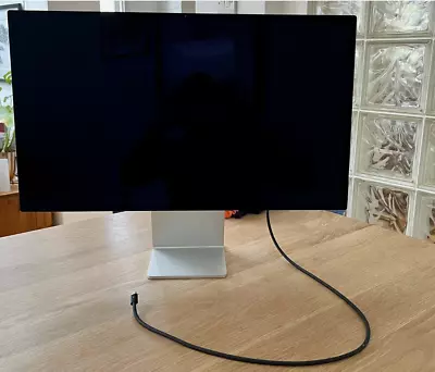 Apple Studio Display 27  With Standard Glass (Tilt-Adjustable Stand) NEW • £800