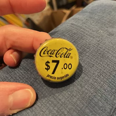 Vintage Yellow Spanish Soda Bottle Cap Advertising COCA-COLA $7 Precio Sugerido • $10.99