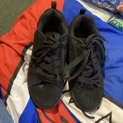 DC Shoes Sz 10 Us Mens AC DC Limited Edition Sneakers Good Condition • $28