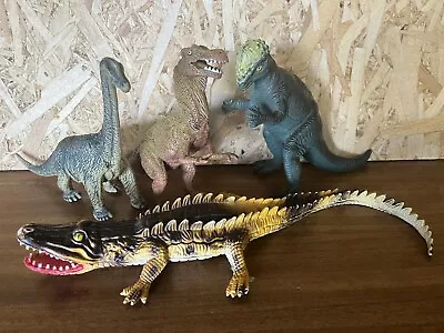 Vintage Chinasaur Dinosaurs Lot Of 4 (3) • $19.99