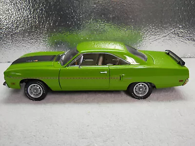 Gmp 1:18 1970 Sassy Green Road Runner (damaged No Box) • $26