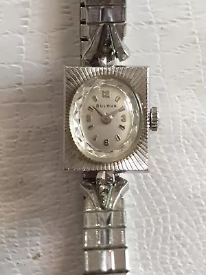 $249.99 • Buy Antique 14 K Solid Gold BULOVA Lady's Winding  Watch 