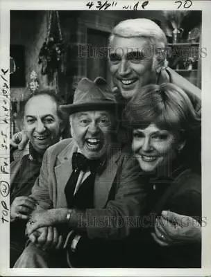 1976 Press Photo Phil Leeds Mickey Rooney Robert Alda & Vivian Blaine. • $19.99