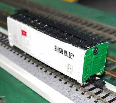 N Scale Bachmann Lehigh Valley 40’ Boxcar With Rapido Couplers • $9.75