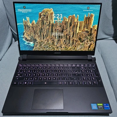 $1500 • Buy GIGABYTE AORUS 5 SE4 15.6  144Hz RTX 3070 Intel Core I7 16GB RAM Gaming Laptop