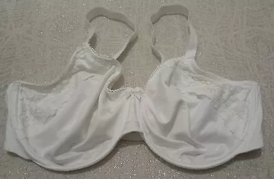 Marks And Spencer Wired And Padded T-shirt White Bra UK Size 38DD • £5.50