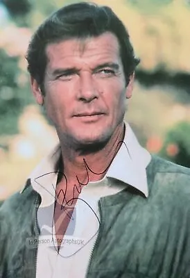 Roger Moore JAMES BOND Signed 007 Post Card OnlineCOA AFTAL • £76