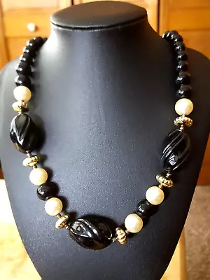 Vintage Black And White Faux Pearl Beaded With Gold Tone Space Necklace      22  • $4