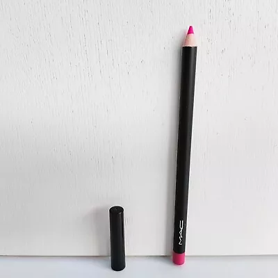 MAC Lip Pencil Lip Liner Shade: Candy Yum-Yum 1.45g / 0.05oz Brand New!  • £26.62