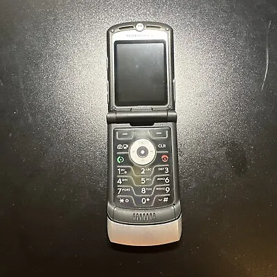 Vintage Motorola RAZR Razor - Silver  Flip Phone Untested • $18