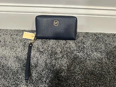 Michael Kors Fulton Large Flat Multifunction Phone Case Wristlet - Navy Leather • $40