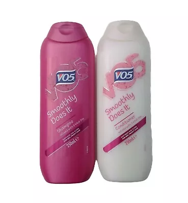 VO5  SMOOTHLY DOES IT SHAMPOO/CONDITIONER WITH 5 VITAL OILS 2 X 250ml • £6.99