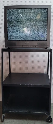 $200 • Buy Sharp 32  CRT TV 32U-S60B Retro Gaming Television